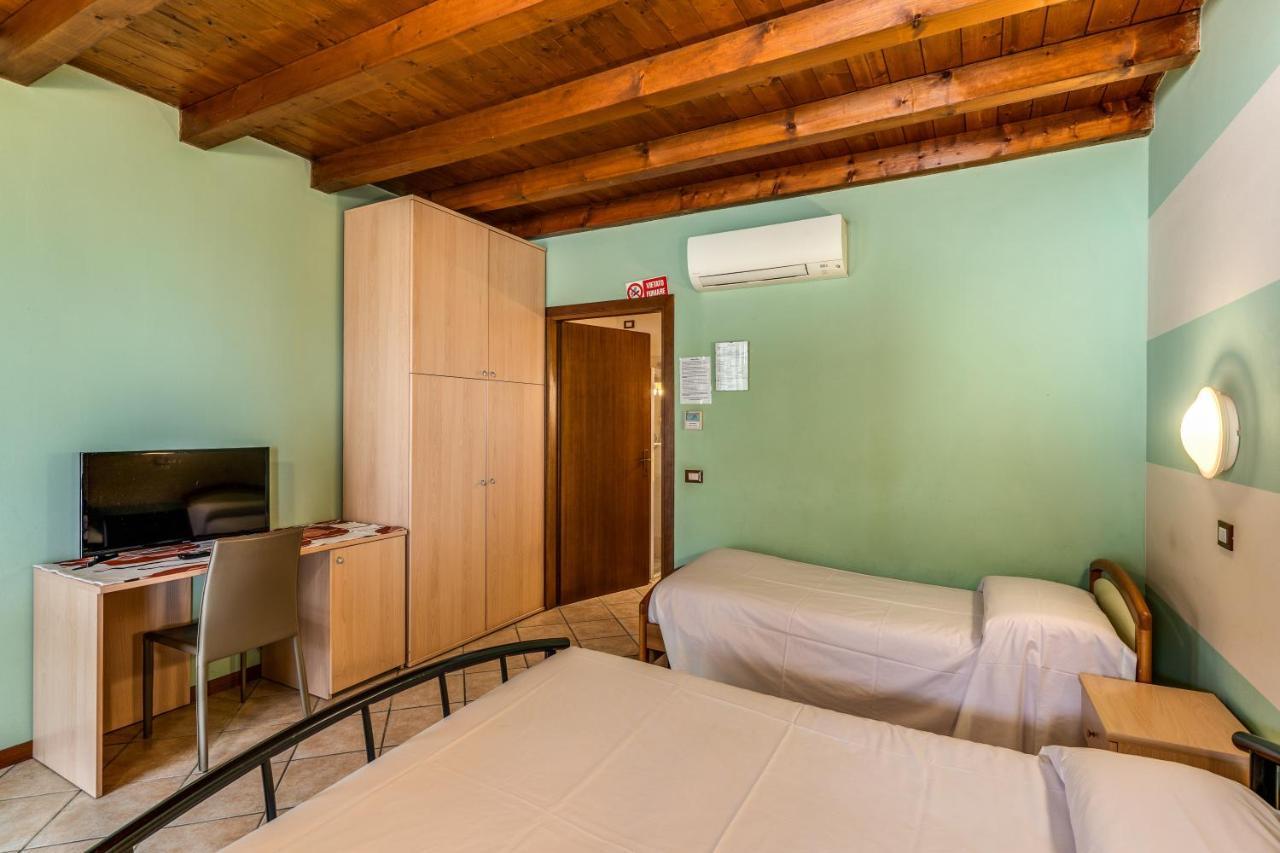 Agriturismo Pozzo Fiorito Castiglione Delle Stiviere Extérieur photo
